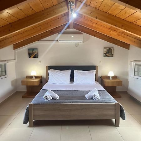 Sofita Attic Apartment Lefkada City Exterior photo