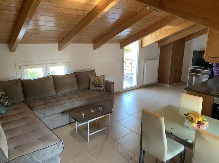 Sofita Attic Apartment Lefkada City Exterior photo